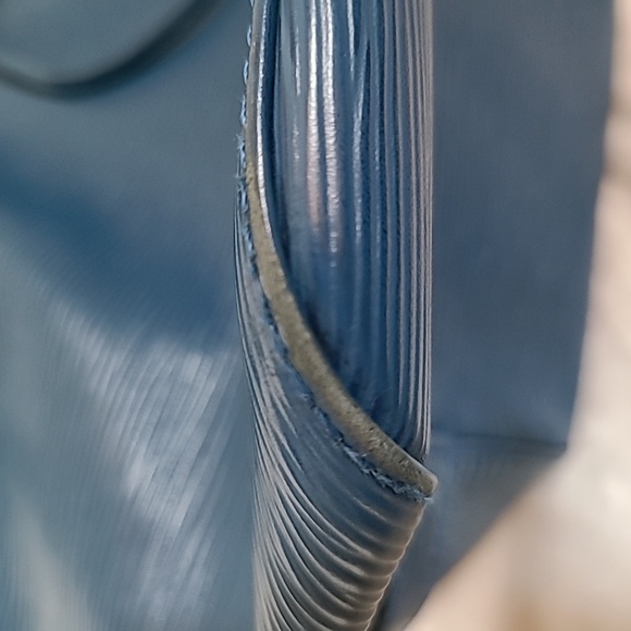 LOUIS VUITTON EPI NOE (CLEARANCE!!!) - Picture 13 of 14